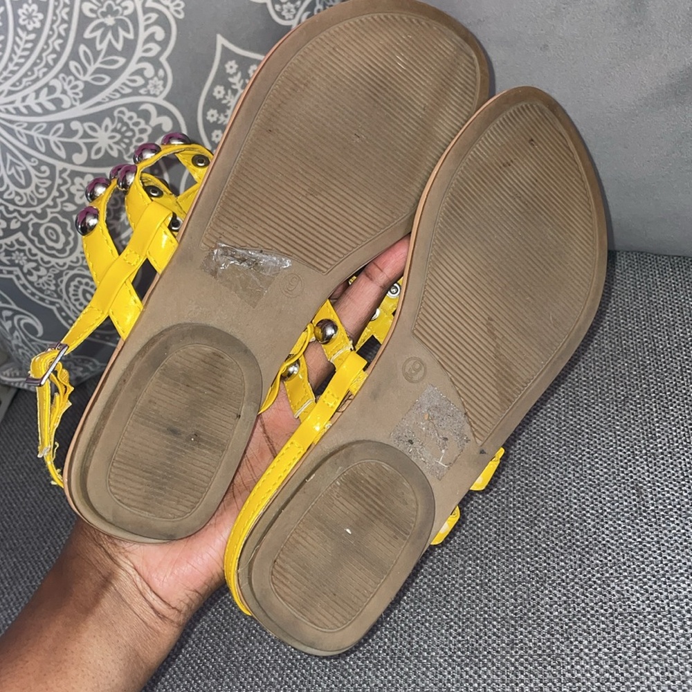 Yellow Studded Sandals ☀️ - Picture 4 of 4